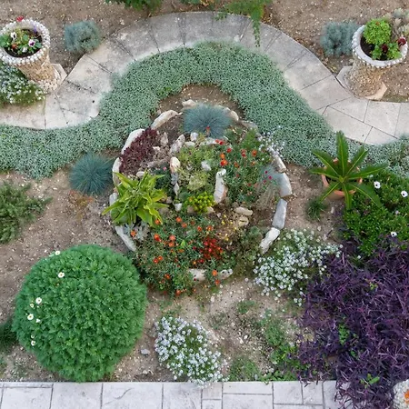 Courtyard Seafront House Διαμέρισμα *