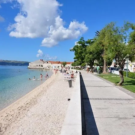 Courtyard Seafront House Διαμέρισμα